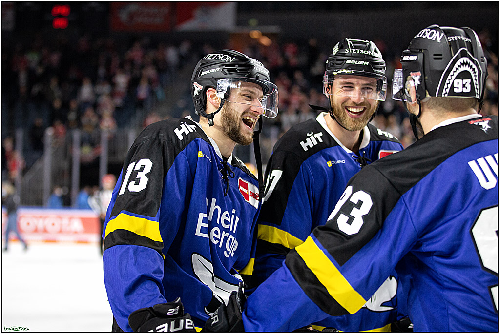 PENNY DEL; Koelner Haie- Fishtown Pinguins Bremerhaven; Koeln, 23.11.2021